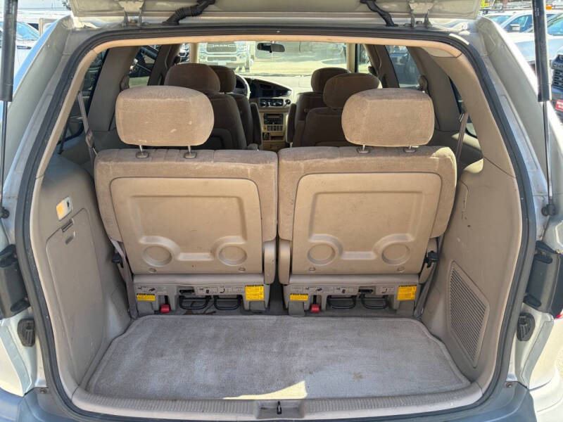 2002 Toyota Sienna LE