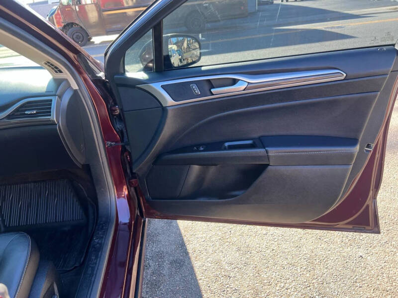 2018 Ford Fusion Energi SE Luxury