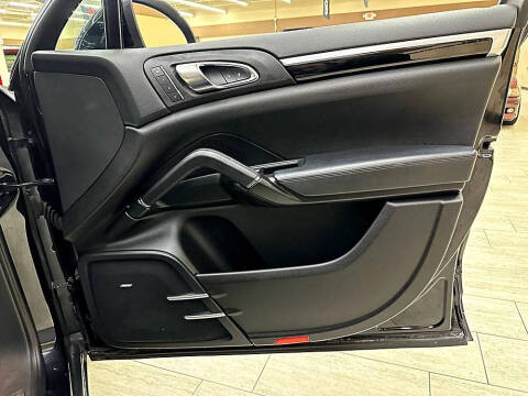 2014 Porsche Cayenne S Hybrid