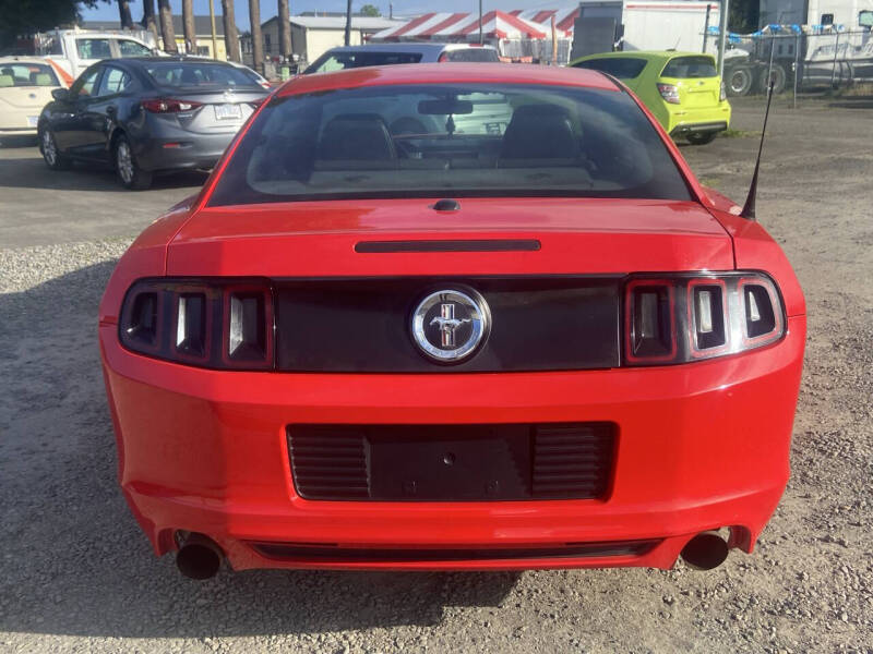 2014 Ford Mustang V6 Premium