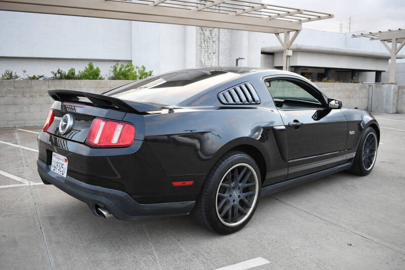 2012 Ford Mustang GT Premium