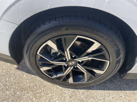 2025 Hyundai Sonata SEL