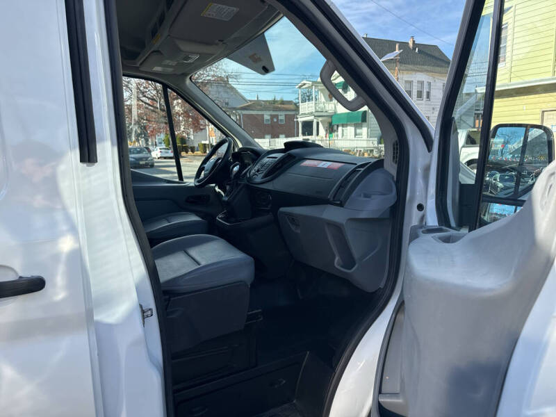 2019 Ford Transit Van Base photo 13