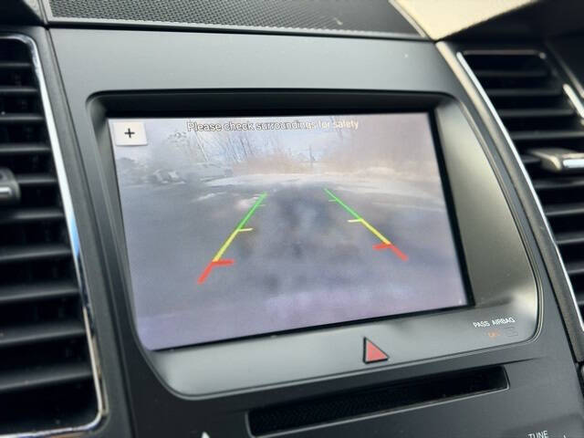 2019 Ford Taurus SEL