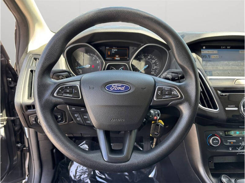 2017 Ford Focus SEL