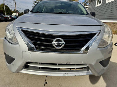 2015 Nissan Versa 1.6 S Plus