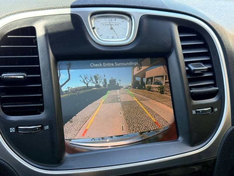2016 Chrysler 300 C