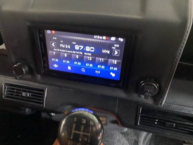 1997 Land Rover Defender 28