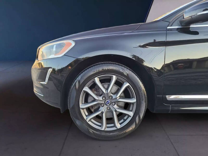 2016 Volvo XC60 T5 Drive-E Premier
