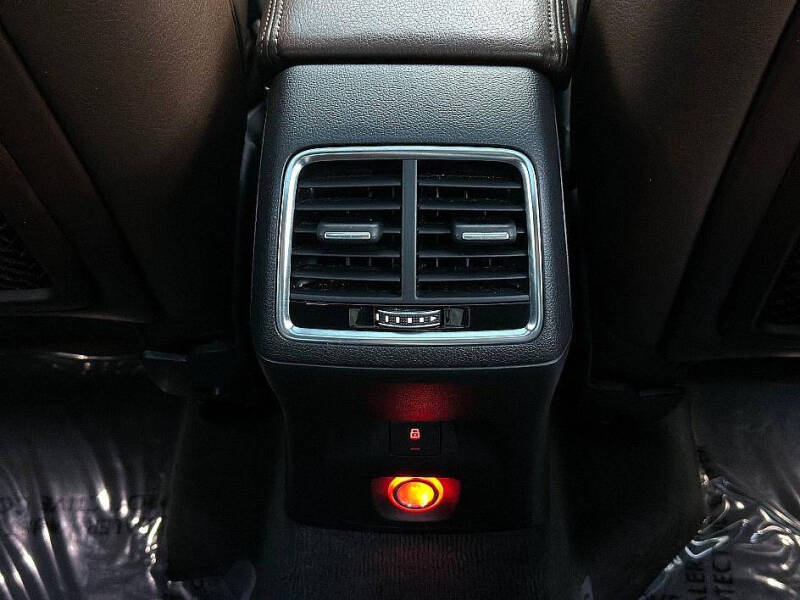 2017 Audi Q3 2.0T quattro Premium Plus