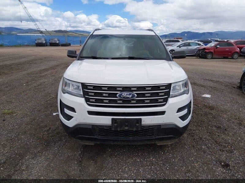 2016 Ford Explorer