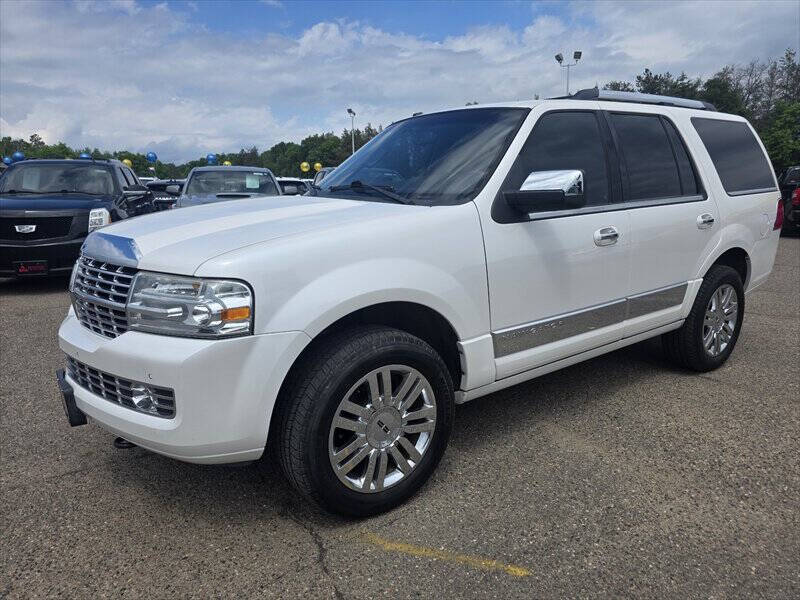 White 2012 Lincoln Navigator Base 4x4 Base 4dr SUV 1