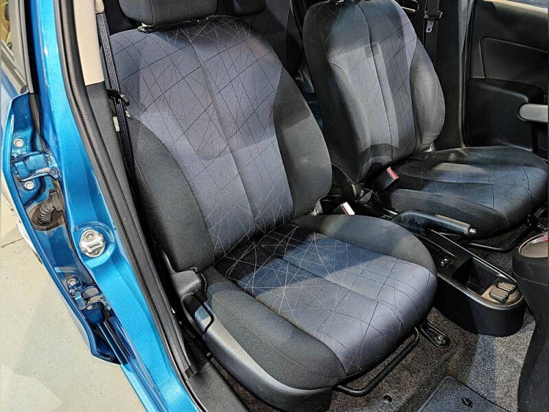 2012 Mazda MAZDA2 Sport