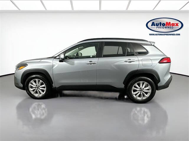 2024 Toyota Corolla Cross LE