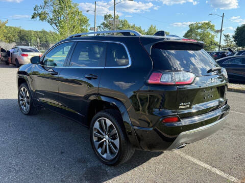 2019 Jeep Cherokee Overland