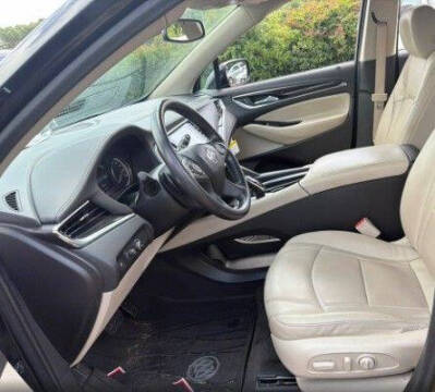 2020 Buick Enclave Essence
