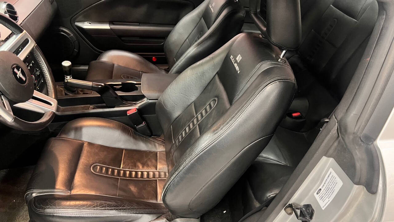 2006 Ford Mustang 4