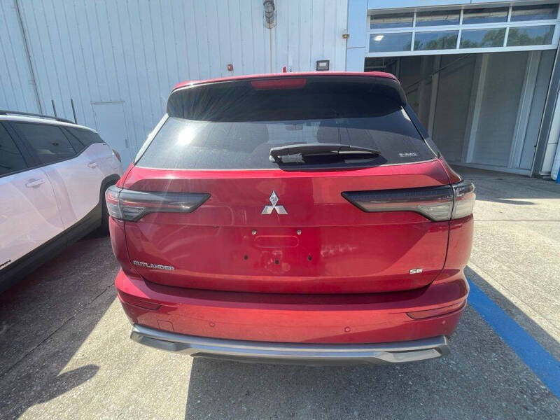 2025 Mitsubishi Outlander SE