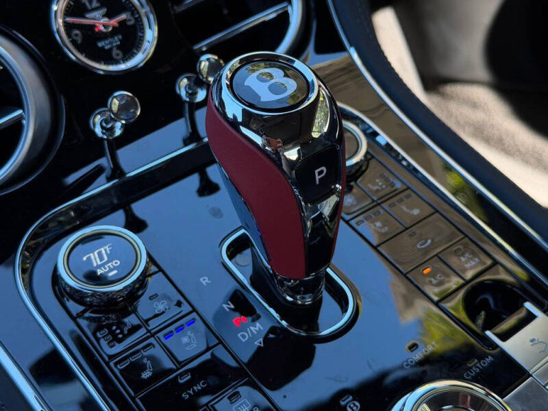 2024 Bentley Continental