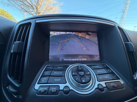2015 Infiniti Q40