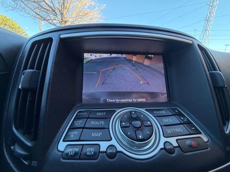 2015 Infiniti Q40