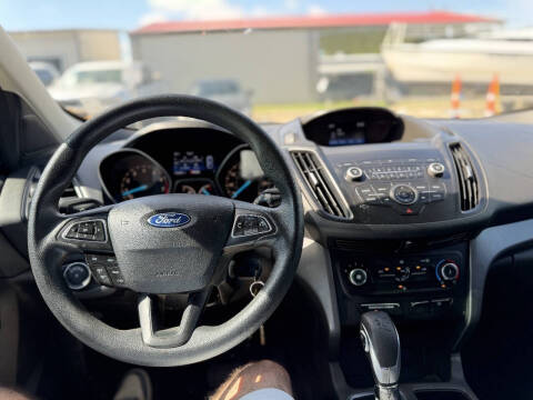 2019 Ford Escape S