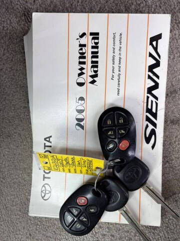 2005 Toyota Sienna