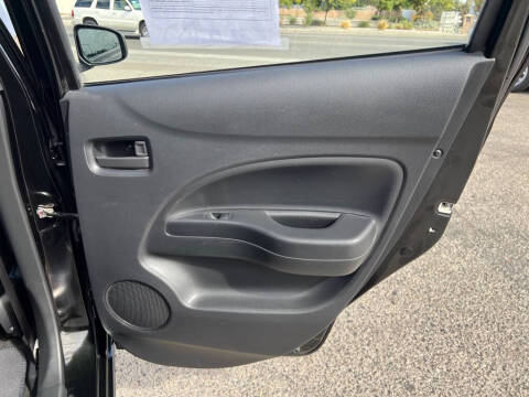 2017 Mitsubishi Mirage ES