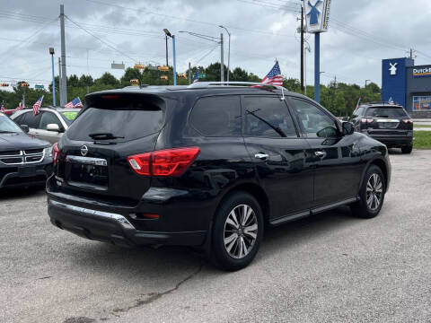 2017 Nissan Pathfinder S