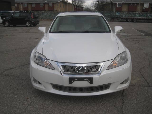 2010 Lexus IS 250 photo 2