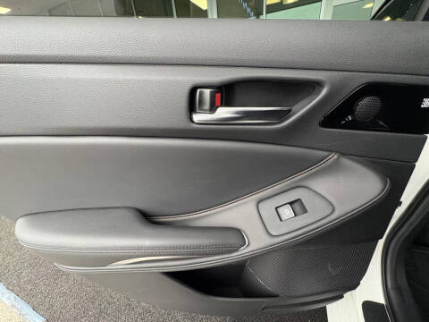 2022 Toyota Avalon Hybrid XSE Nightshade