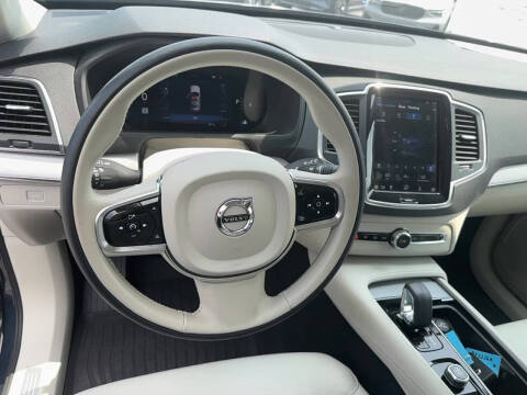 2024 Volvo XC90 B5 Core Bright Theme