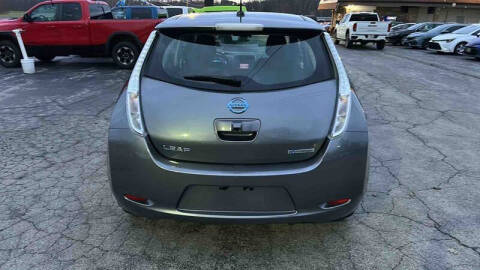 2016 Nissan LEAF S-24