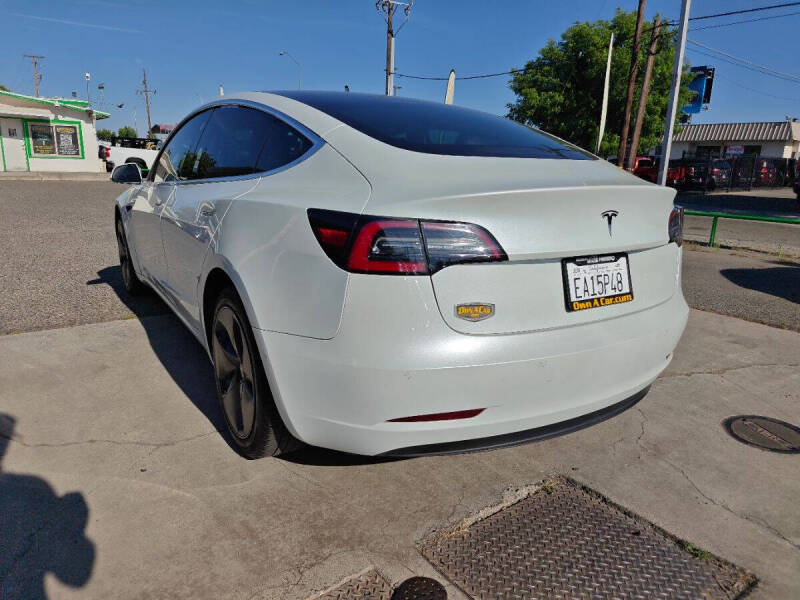 2020 Tesla Model 3 Standard Range