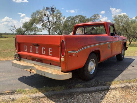 1969 Dodge D200 Pickup