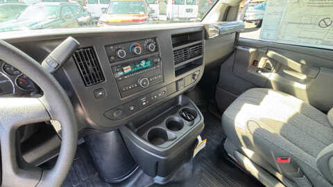 2026 Chevrolet Express 2500