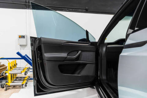 2023 Tesla Model X Standard Range