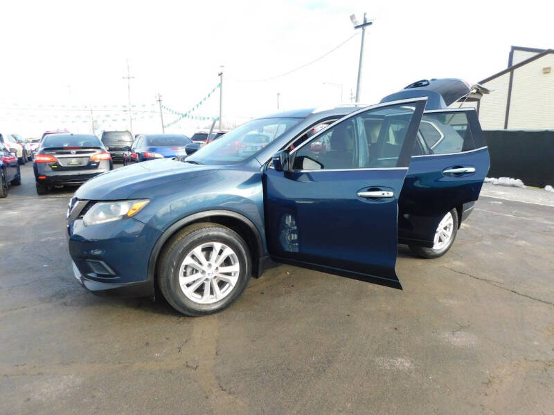 2016 Nissan Rogue SV