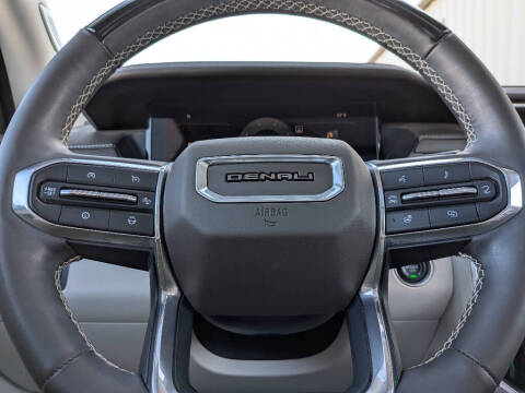 2024 GMC Acadia Denali