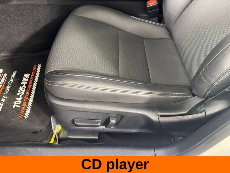 2024 Lexus IS 350 F SPORT Design