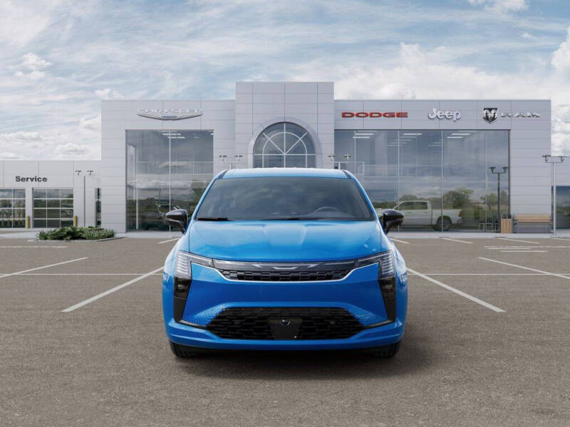 2027 Chrysler Pacifica Select