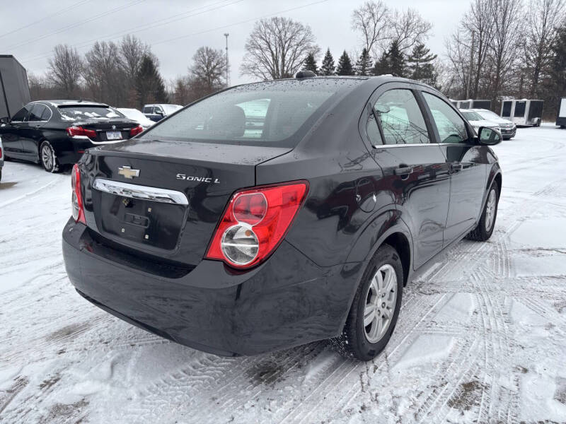 2016 Chevrolet Sonic LT Auto