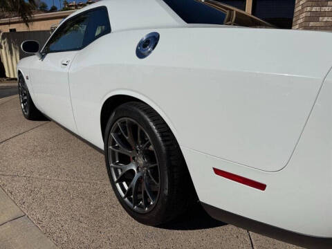 2016 Dodge Challenger SRT 392