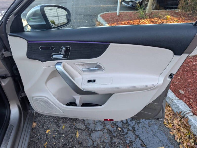 2019 Mercedes-Benz A-Class A 220 4MATIC