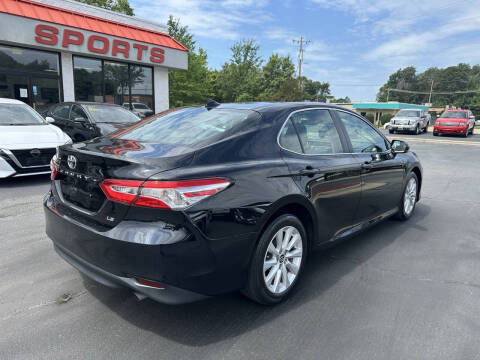 2020 Toyota Camry LE