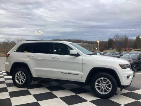 2020 Jeep Grand Cherokee Laredo E