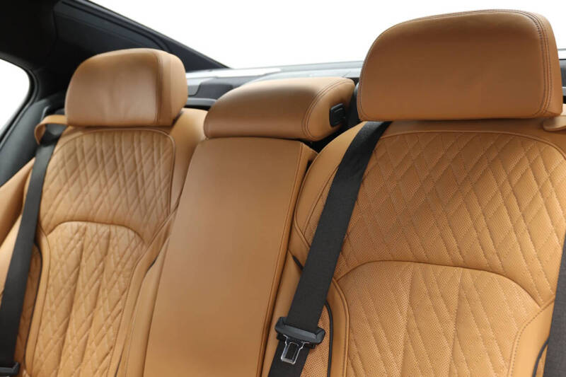 2021 BMW 7 Series 750i xDrive