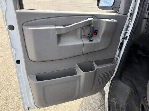 2017 Chevrolet Express 2500