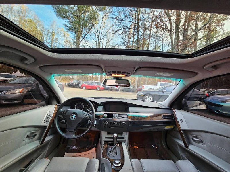 2004 BMW 5 Series 525i