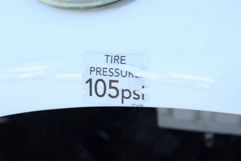 2014 Freightliner M2 106